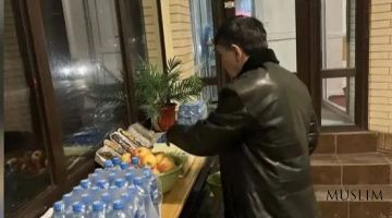 В Ингушетии придорожные мечети обеспечили водой и фруктами для ифтара