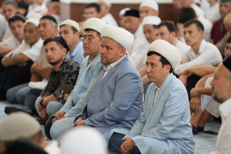 Muftiy hazratlari: Allohdan mol-dunyo talab qilishda go‘zal yo‘l tanlang!