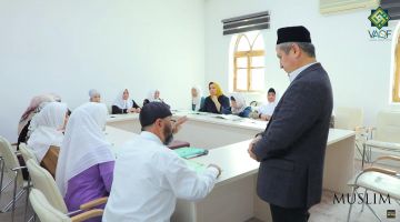 Qur'on kursida ko'zi ojiz, eshitish va gapirishda nuqsoni bor hamyurtlarimiz bepul tahsil olmoqda