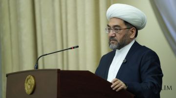 Muftiy xazrat: Nezavisimo ot nashego statusa i polojeniya v obshestve, mi doljni soblyudat zakoni i pravila!