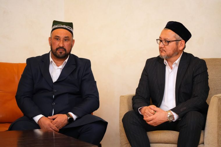 Муфтий ҳазрат Мисрдаги талаба-ёшлар билан мулоқот қилдилар