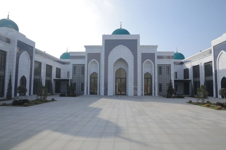 “Оқ уй” жоме масжиди (фотолавҳа)