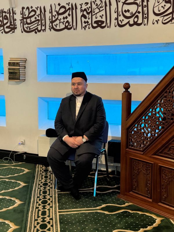 Варшава “Марказий” масжидига ташриф