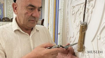 Реставратор мемориального комплекса Имама аль-Бухари награжден орденом «Дустлик»
