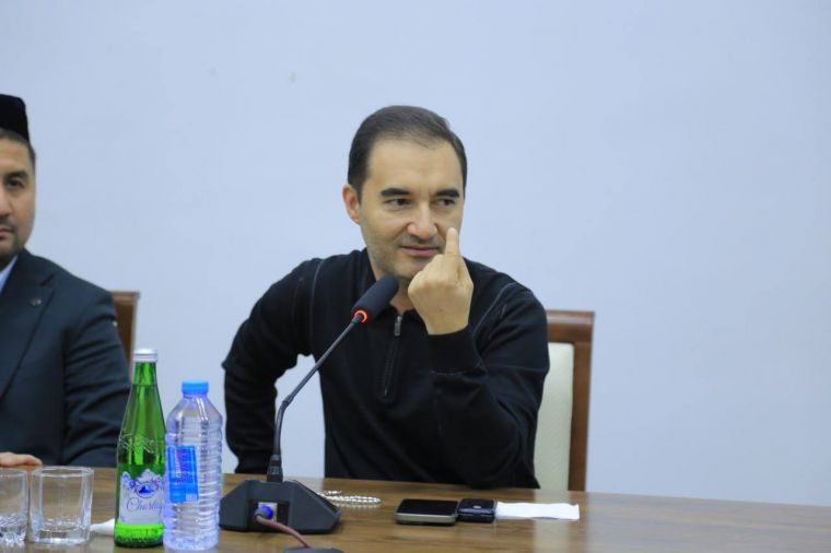 “Ҳидоя” ўрта махсус ислом таълим муассасасида маънавий-маърифий учрашув бўлиб ўтди.