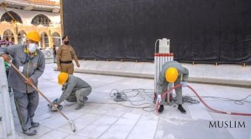 Каъба атрофидаги мармарлар нега исимайди?