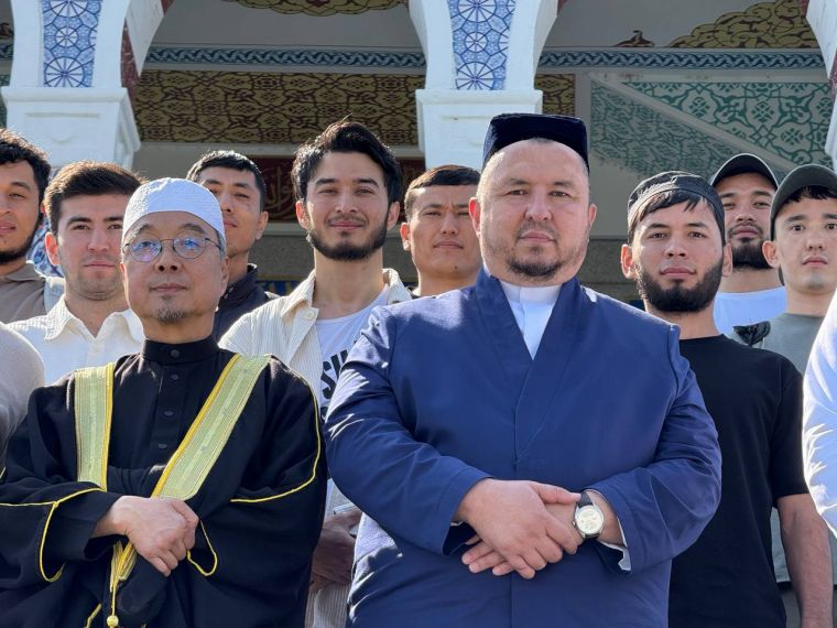 Seuldagi markaziy masjidda yurtimiz ulamosi juma namozini o‘qib berdi