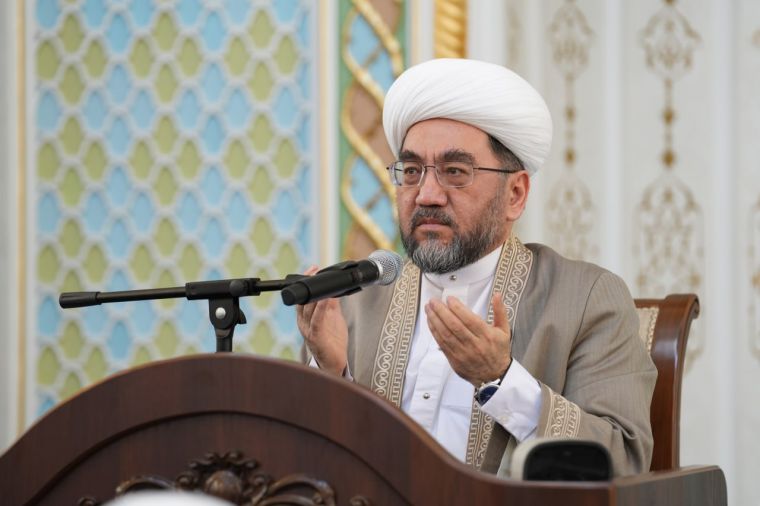Muftiy hazratlari: Allohdan mol-dunyo talab qilishda go‘zal yo‘l tanlang!