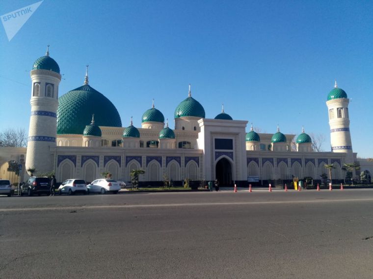 Davlatov  Avazbek qori - “Ubay ibn Ka’b” jome masjidi