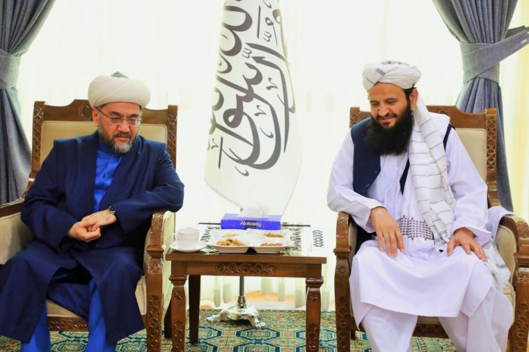 يعقد علماء أوزبكستان الاجتماعات الفعالة في أفغانستان