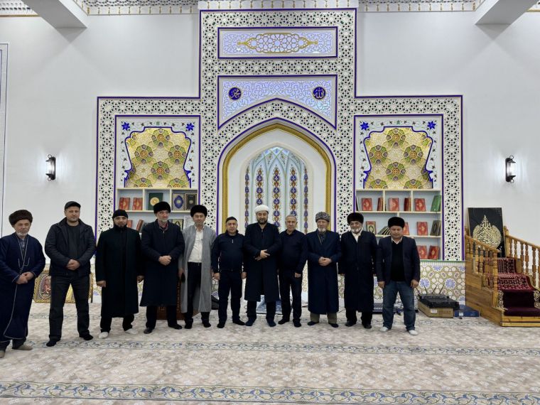 Hushxabar: “Mullo narzi” jome masjidining yangi binosi ochildi (Foto+)