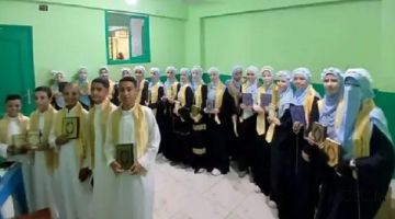 Шествие хранителей всего Корана в одной из деревень Египта 