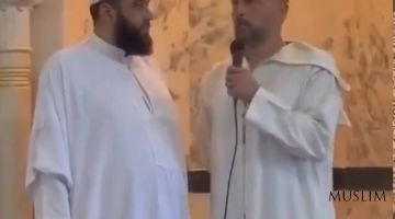 Известный футбольный тренер принял Ислам