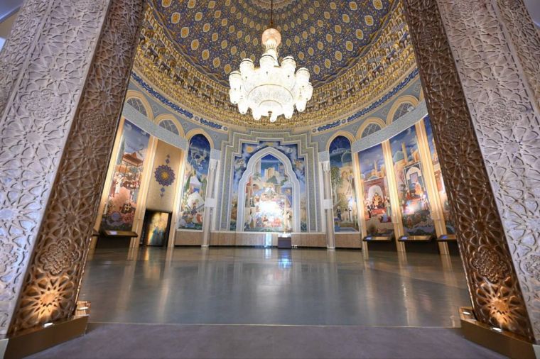 Президентимиз янгиланган Темурийлар тарихи давлат музейига ташриф буюрди