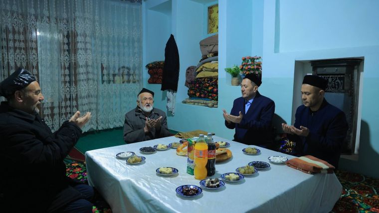 Наманганда Рамазон шукуҳи: ифторлик ва хайрия тадбирлари давом этмоқда