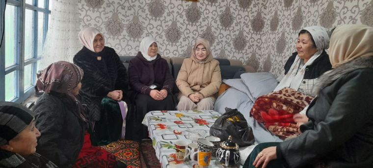 Otinoyilar oilalarga ko‘makchi bo‘lmoqda