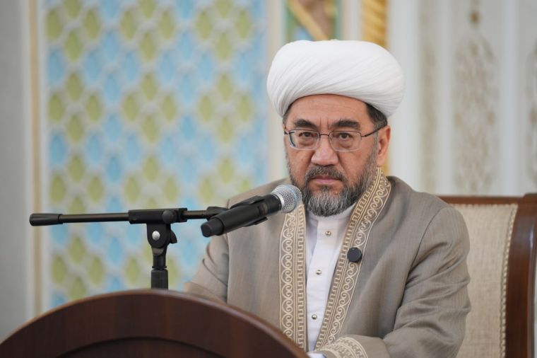 Muftiy hazratlari: Allohdan mol-dunyo talab qilishda go‘zal yo‘l tanlang!