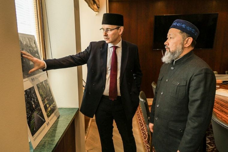 Верховный муфтий Казахстана ознакомился с работой Центральной мечети Хельсинки