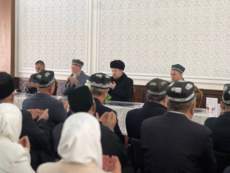 Муфтий ҳазратнинг “Инсон қадри” китоби тақдим этилди