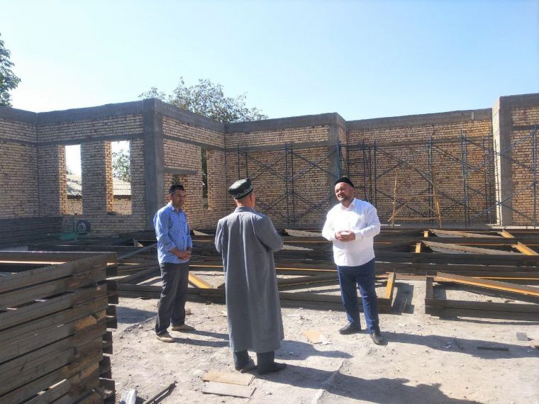 Toshkent viloyati bosh imom-xatibi yangidan qurilayotgan masjidlar bilan tanishdi