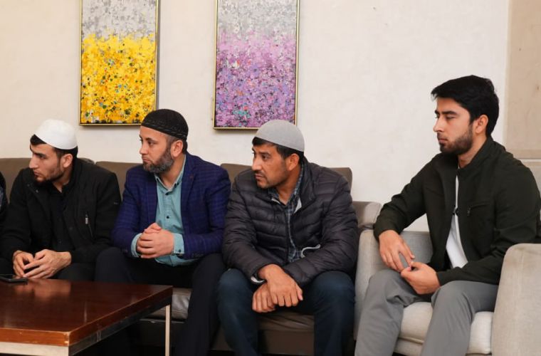 Муфтий ҳазрат Мисрдаги талаба-ёшлар билан мулоқот қилдилар