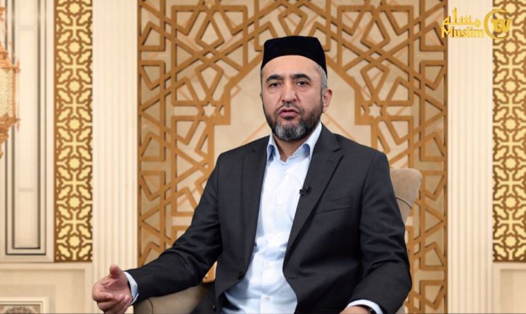 Qaynonaning uy quli Jinsiy olatni va pornografiya