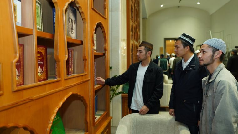 Ҳадис мактаби профессор-ўқитувчилари ва талабалари учун дарс ташкил этилди