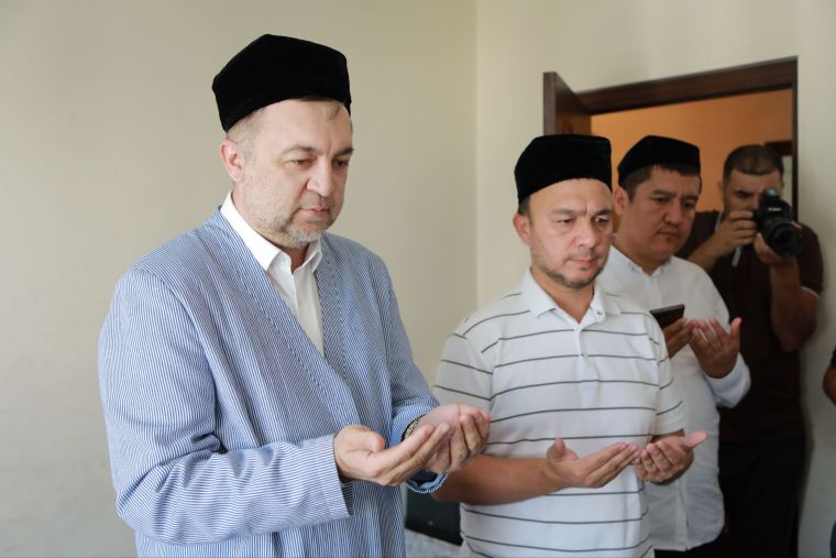 100 та оила, 100 хил муаммо ва 100 хил ечим