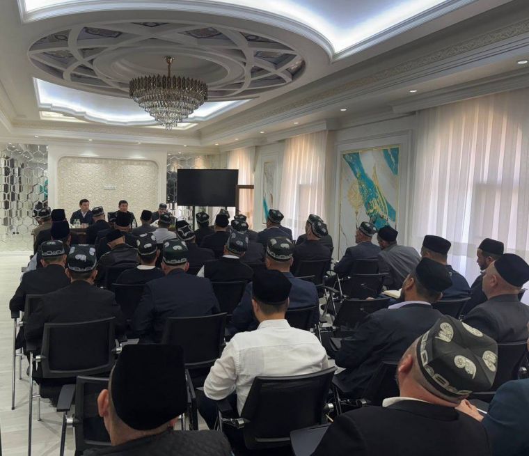 “Ҳаж – 2026”: воҳа вилоятлари гуруҳ раҳбарлари учун маҳорат дарслари ўтказилди