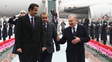 وصل أمير دولة قطر إلى طشقند