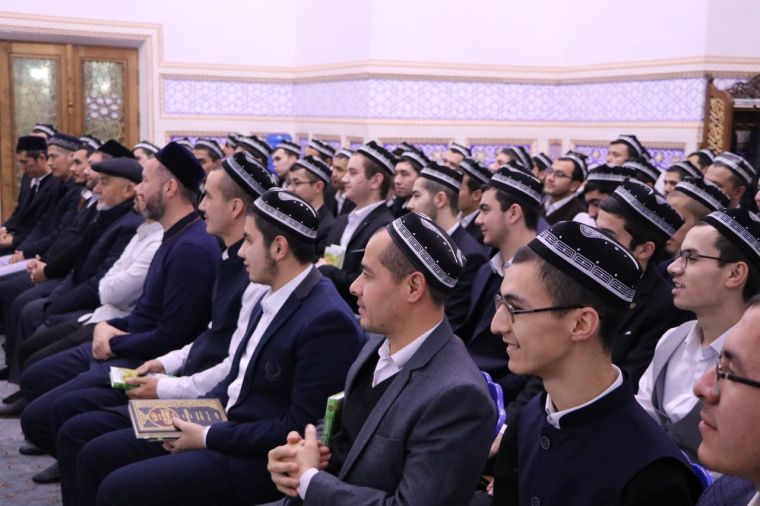 Islom ta’lim muassasasida kitoblar taqdimoti