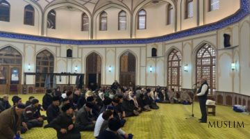 Очередной урок проведен бухарским паломникам