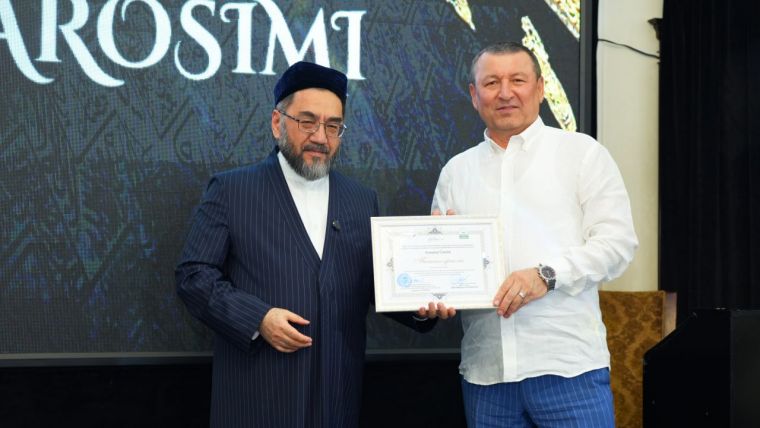 «ҲАЖ – 2026» МАВСУМИДА ФИДОИЙЛИК КЎРСАТГАНЛАР ТАҚДИРЛАНДИ
