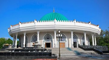 Президентимиз янгиланган Темурийлар тарихи давлат музейига ташриф буюрди