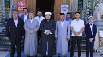تم تكريم المعلمين في سمرقند