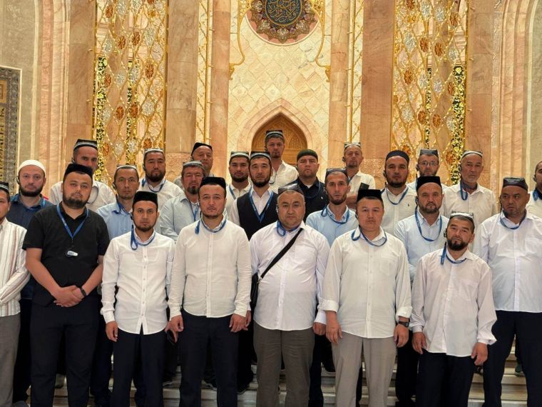 Фарғоналик имомлар Ислом цивилизацияси маркази фаолияти билан танишди (Фото)